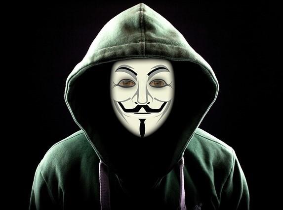 Mask 2883635 641